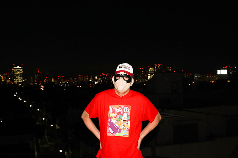 レコード会社勤務からイラストレーターに。異色のキャリアと独自の手法