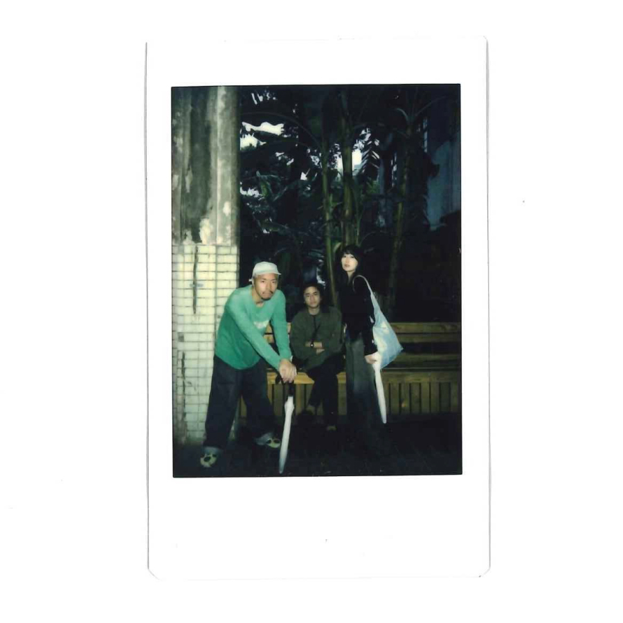 instax mini 99™のある生活 -さらさの場合- | EDITED | FREAK MAG.