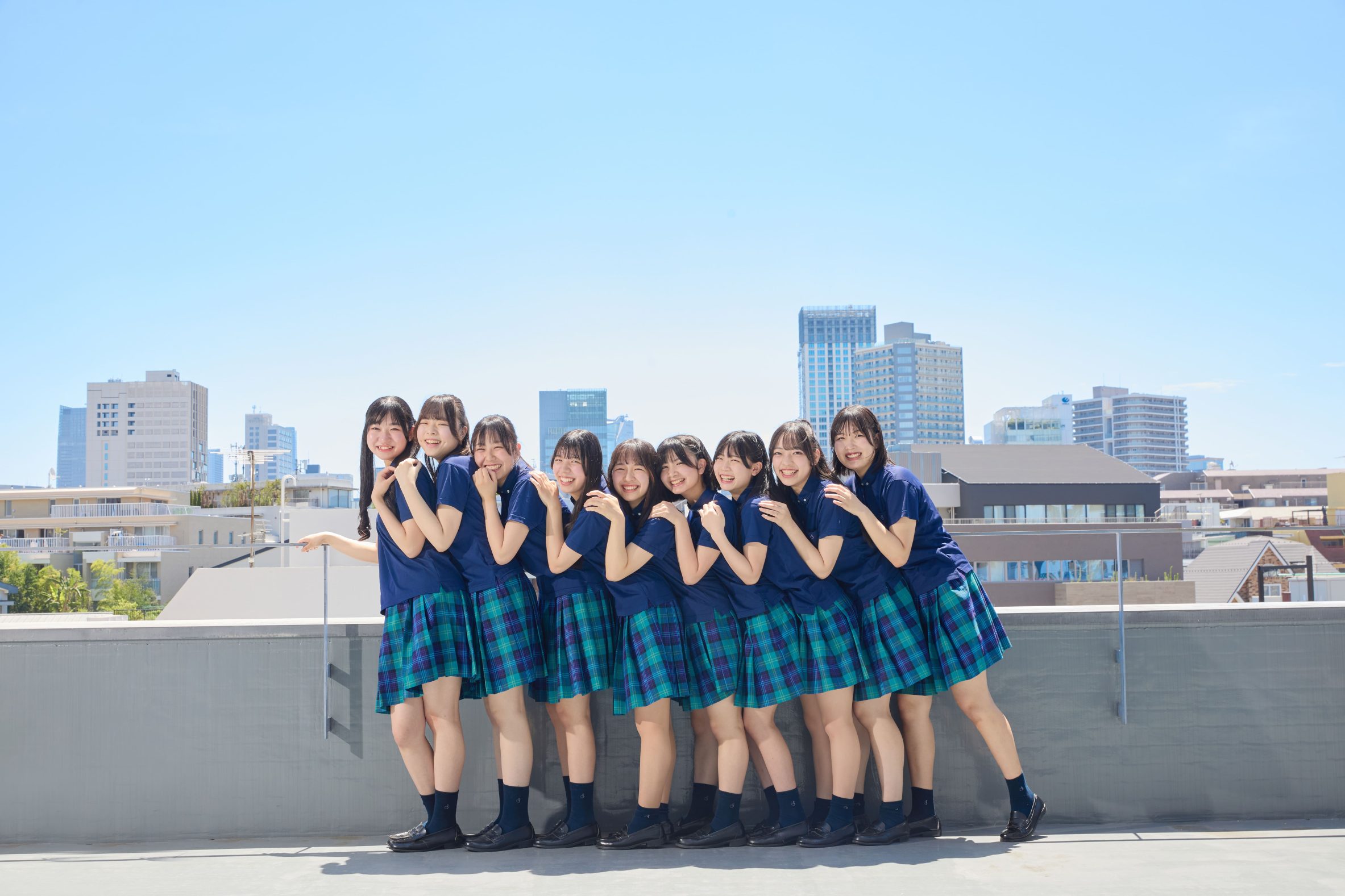 期限付き高校生アイドルグループ「7限目のフルール」の集大成となるMV